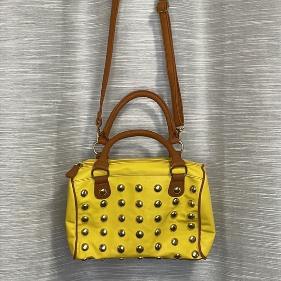 CROSSBODY Yellow Gold Stud Purse - Picture 1 of 8